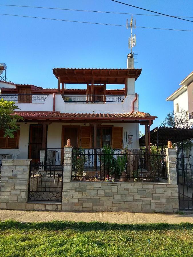 Family Seaside House In Mouries Βίλα Παραλία Διονυσίου Εξωτερικό φωτογραφία